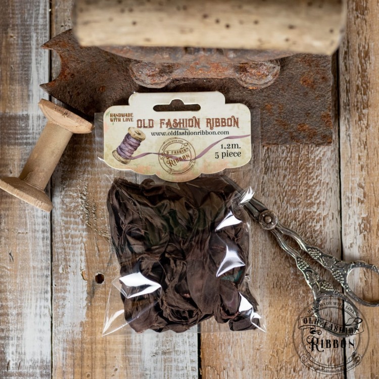 old-fashion-ribbons-11-CZEKOLADA.jpg