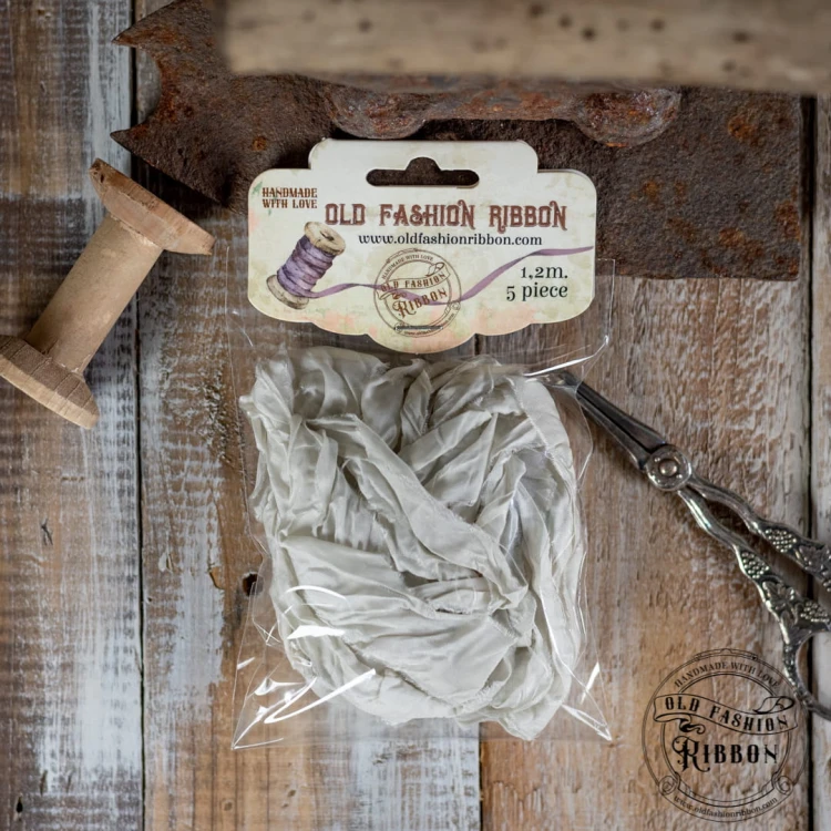 old-fashion-ribbon-15-SZARY.jpg