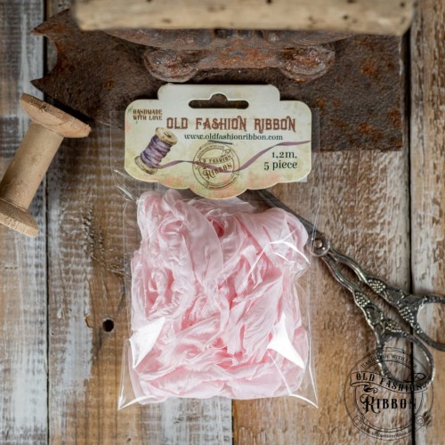 old-fashion-ribbons-20-BLADY-ROZ.jpg