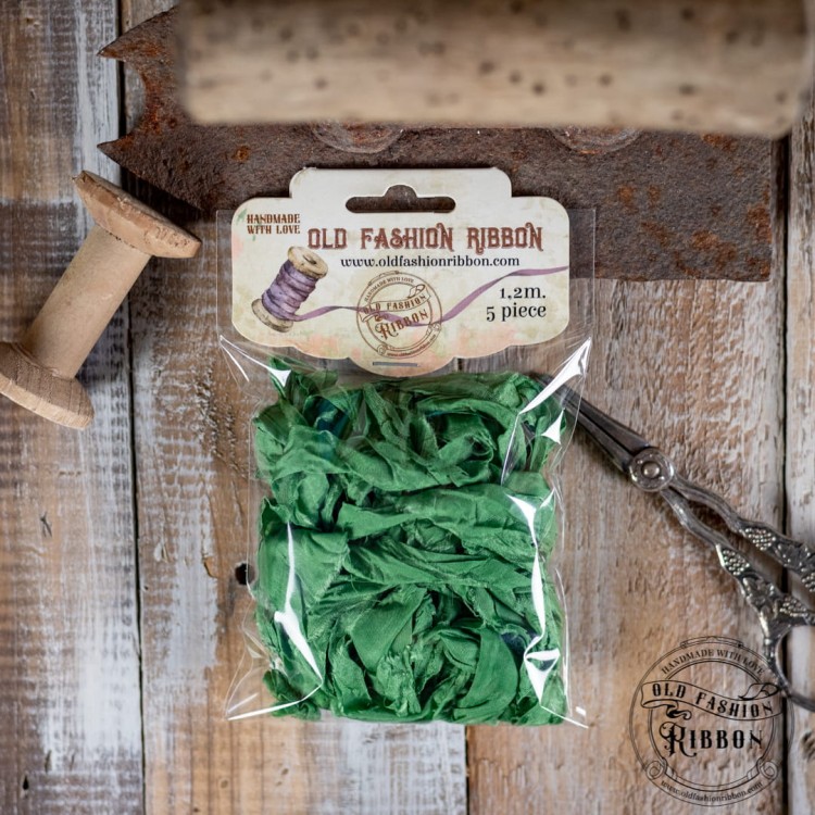 old-fashion-ribbon-23-SOCZYSTA-ZIELEN.jpg