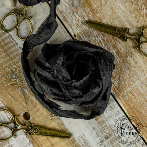 old-fashion-ribbons-czarna