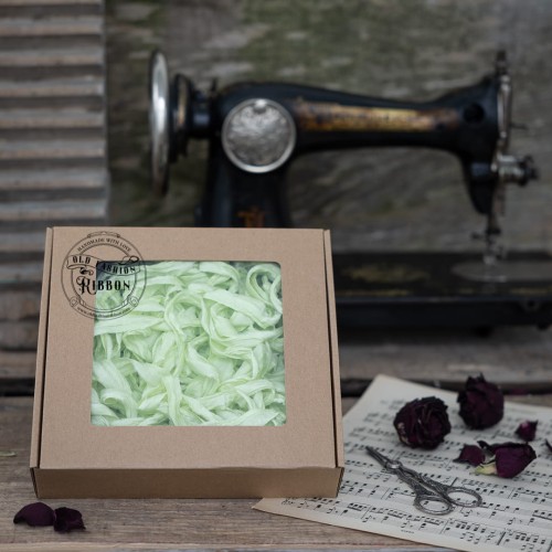 Ribbon-set-of-ribbons-in-a-box-LIGHT-LEMON.jpg