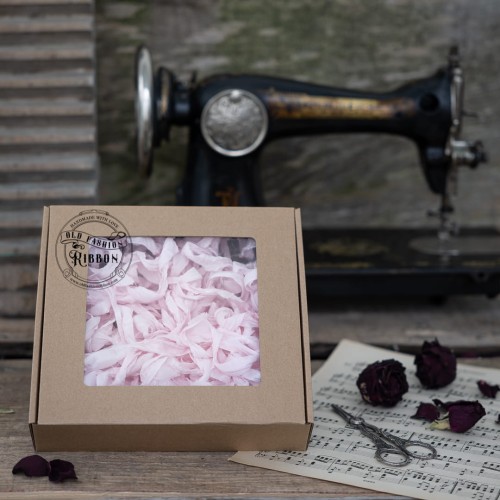 Ribbon-set-of-ribbons-in-a-box-LIGHT-PINK.jpg