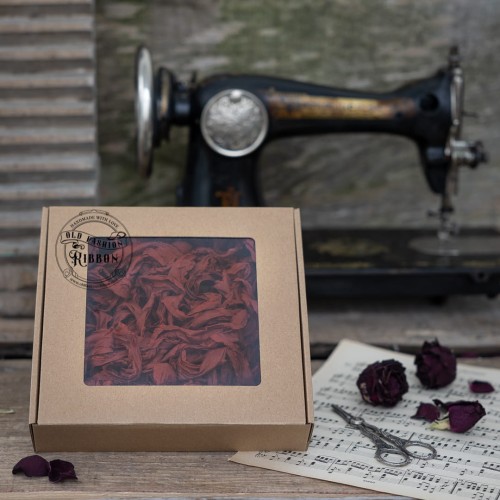 Ribbon-set-of-ribbons-in-a-box-RUSTY-BROWN.jpg