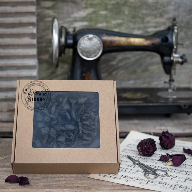 Ribbon-set-of-ribbons-in-a-box-BLACK.jpg