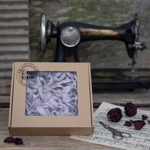 Ribbon-set-of-ribbons-in-a-box--PEARL-ROSE.jpg