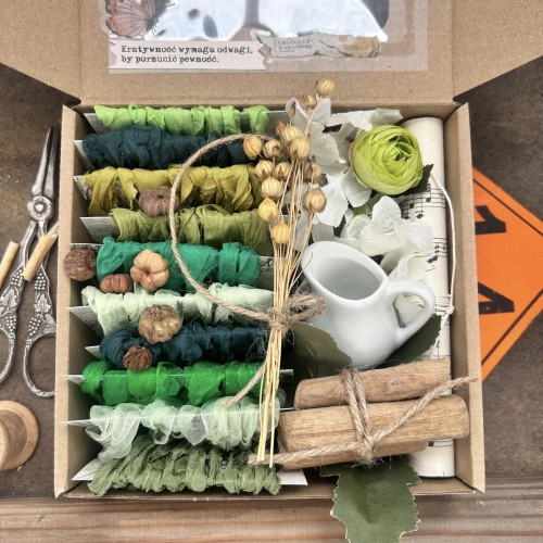 pudełko z gnieciuszkami - VINTAGE GREEN