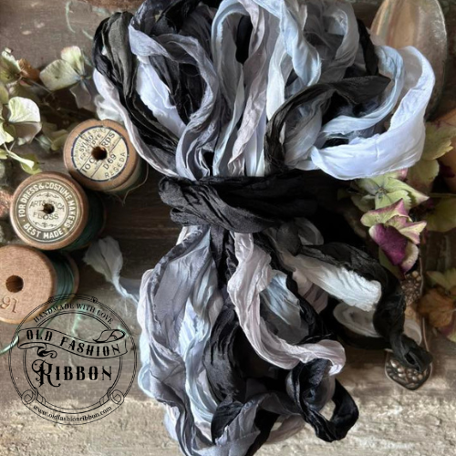 Old Fashion Ribbons –10 pcs-Silver Garden