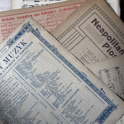 Zestaw starych nut - 25 kartek